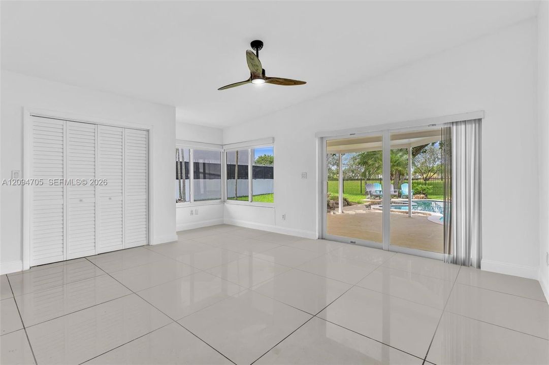 For Sale: $649,990 (2 beds, 2 baths, 1968 Square Feet)