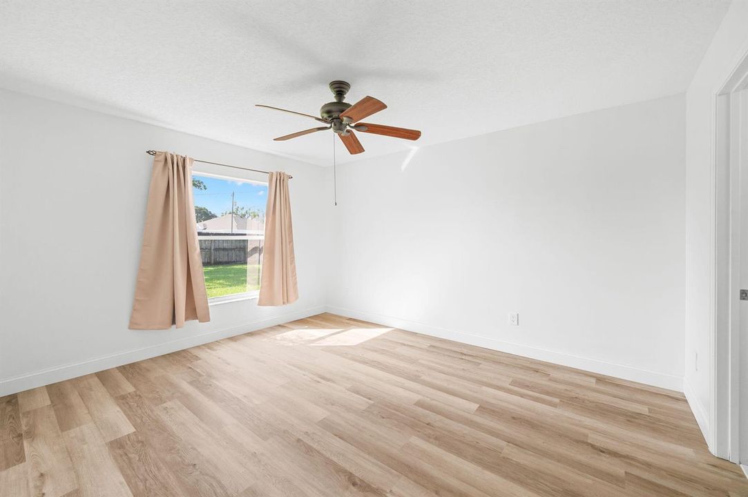 21-web-or-mls-5323 NW Perez Ct - 21
