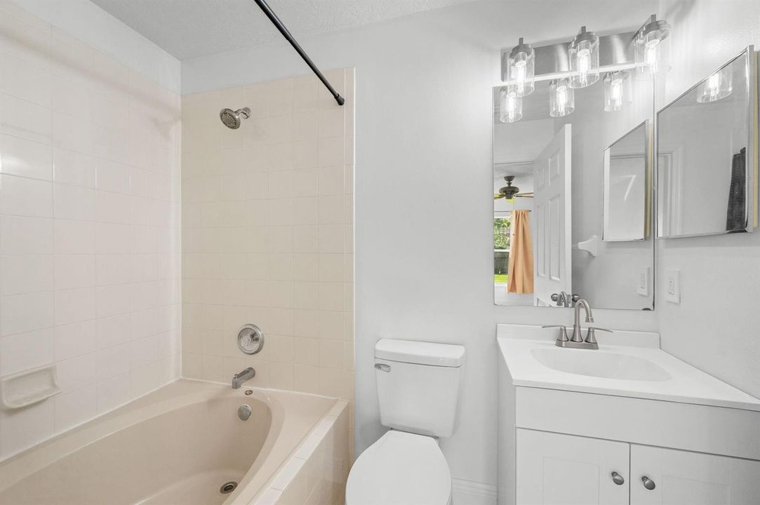 23-web-or-mls-5323 NW Perez Ct - 23