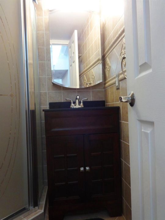 Master vanity