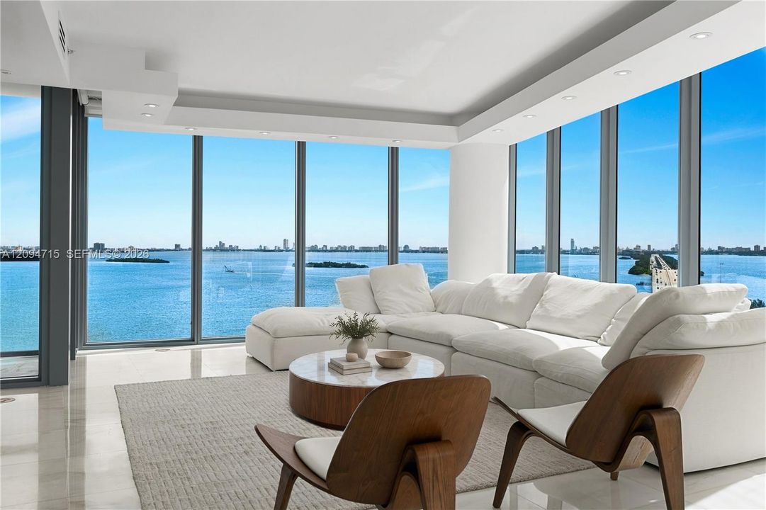 For Sale: $1,495,000 (3 beds, 3 baths, 1870 Square Feet)
