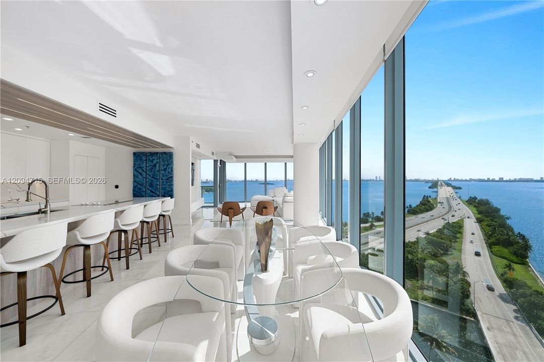 For Sale: $1,495,000 (3 beds, 3 baths, 1870 Square Feet)