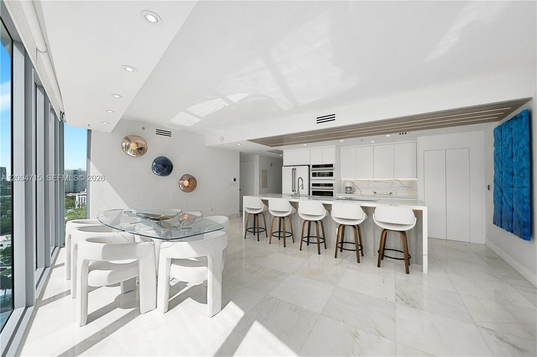 For Sale: $1,495,000 (3 beds, 3 baths, 1870 Square Feet)