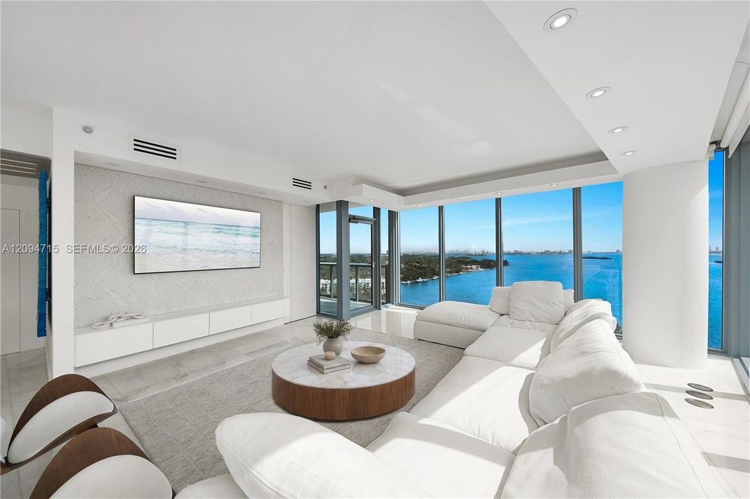 For Sale: $1,495,000 (3 beds, 3 baths, 1870 Square Feet)