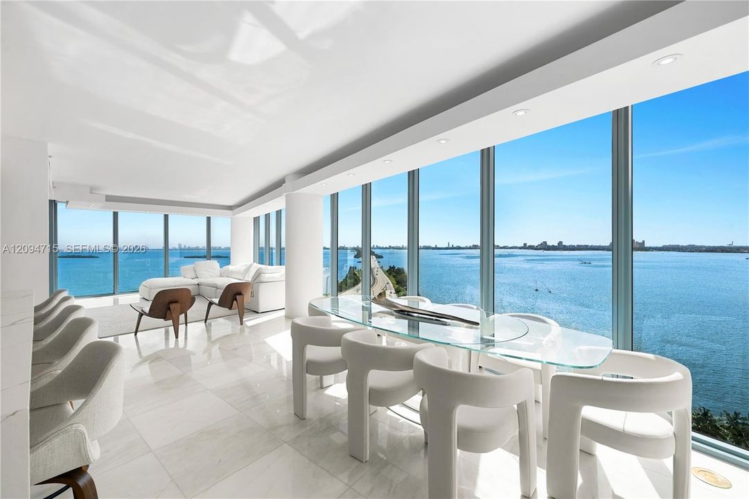 For Sale: $1,495,000 (3 beds, 3 baths, 1870 Square Feet)