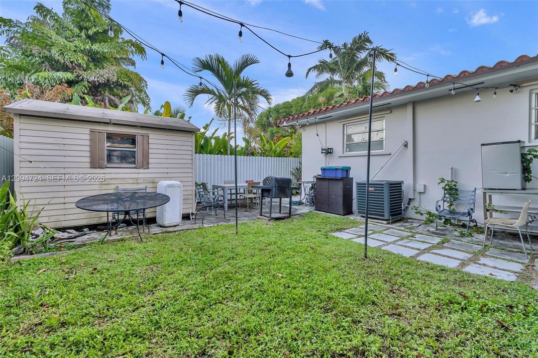 For Sale: $950,000 (0 beds, 0 baths, 2198 Square Feet)