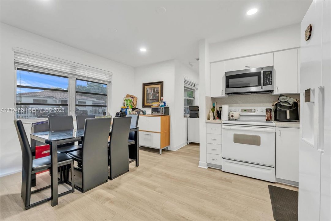 For Sale: $950,000 (0 beds, 0 baths, 2198 Square Feet)