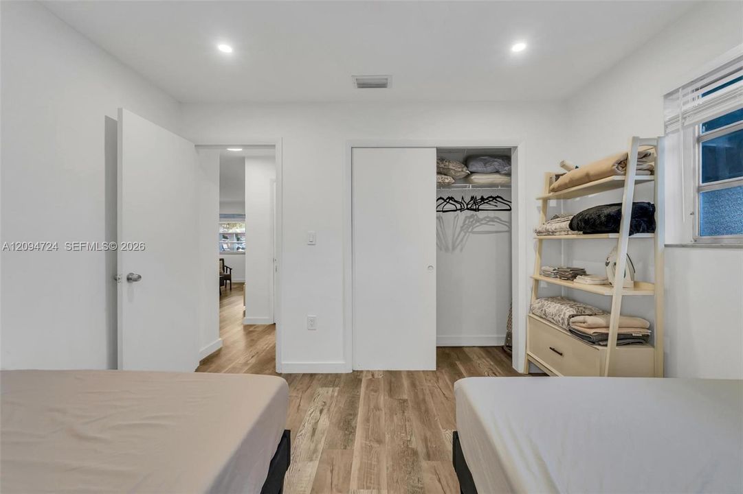 For Sale: $950,000 (0 beds, 0 baths, 2198 Square Feet)