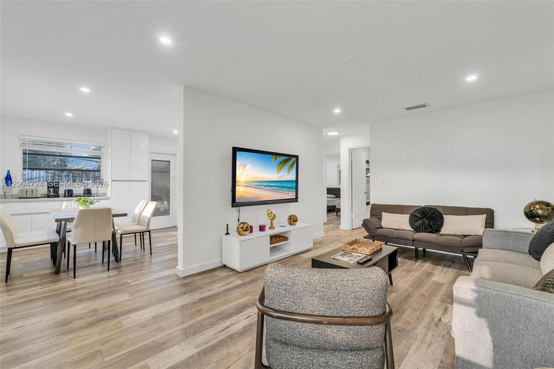 For Sale: $950,000 (0 beds, 0 baths, 2198 Square Feet)