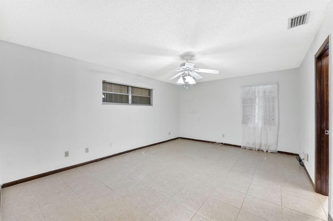25-web-or-mls-DSC07854