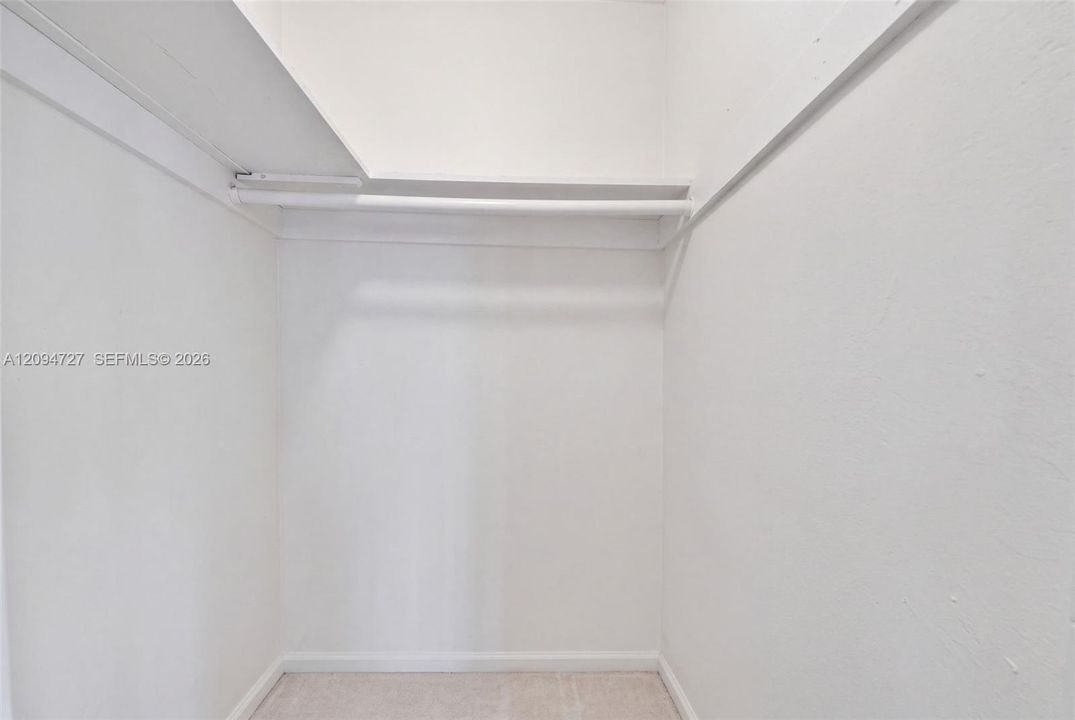 На продажу: $90,000 (2 спален, 2 ванн, 960 Квадратных фут)