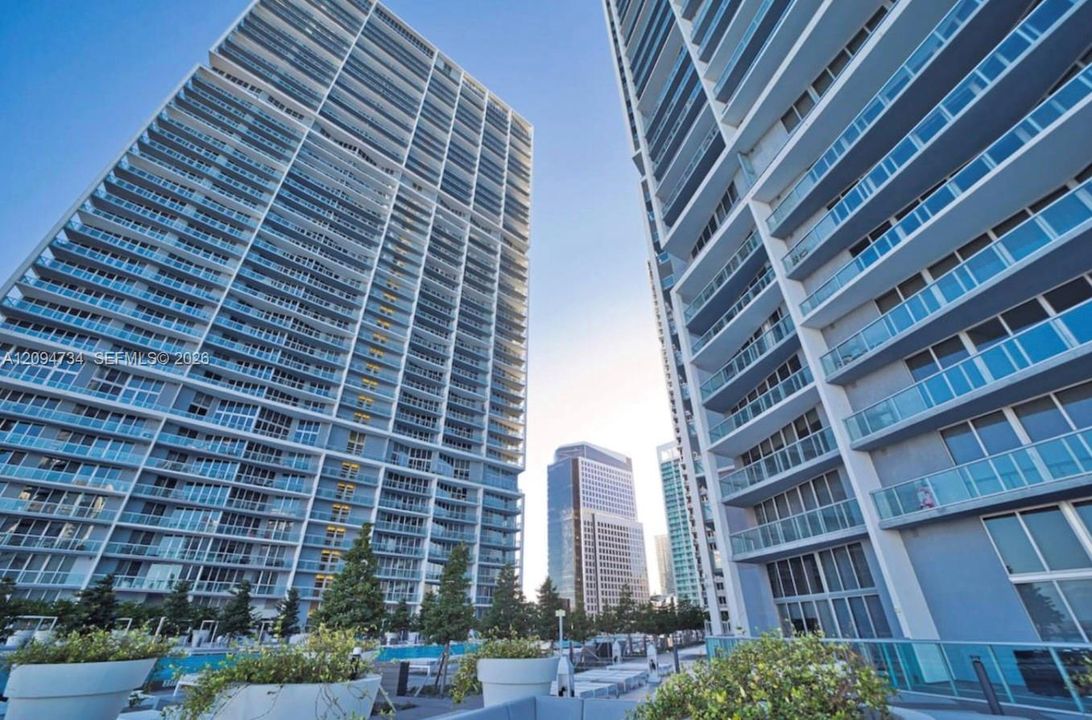 En Venta: $930,000 (2 camas, 2 baños, 1286 Pies cuadrados)