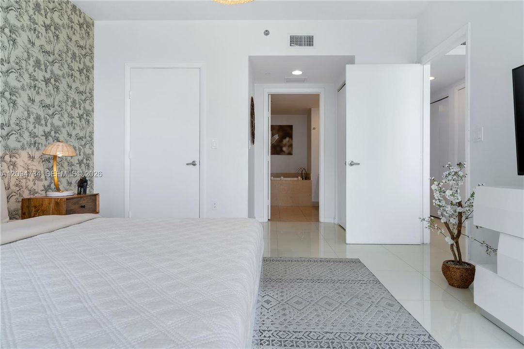 En Venta: $930,000 (2 camas, 2 baños, 1286 Pies cuadrados)