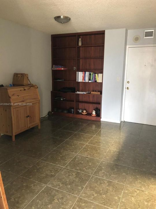 En Renta: $1,700 (1 camas, 1 baños, 875 Pies cuadrados)