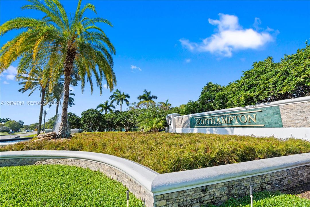 For Sale: $179,500 (2 beds, 2 baths, 1101 Square Feet)