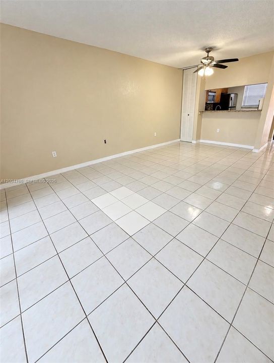 For Rent: $1,750 (2 beds, 2 baths, 800 Square Feet)
