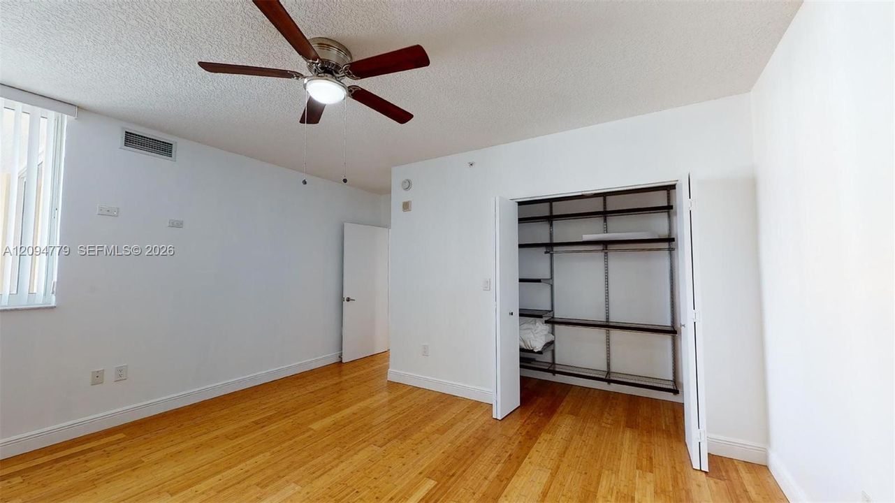 For Rent: $2,900 (2 beds, 2 baths, 1179 Square Feet)