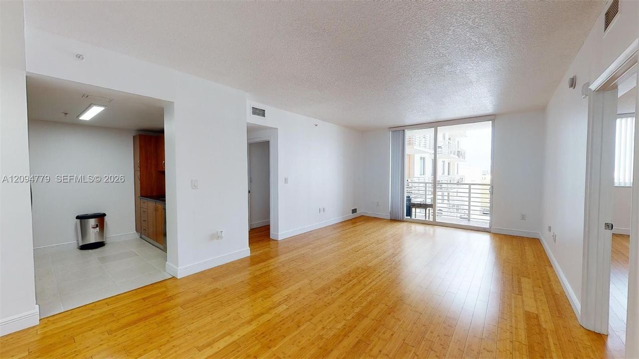 For Rent: $2,900 (2 beds, 2 baths, 1179 Square Feet)