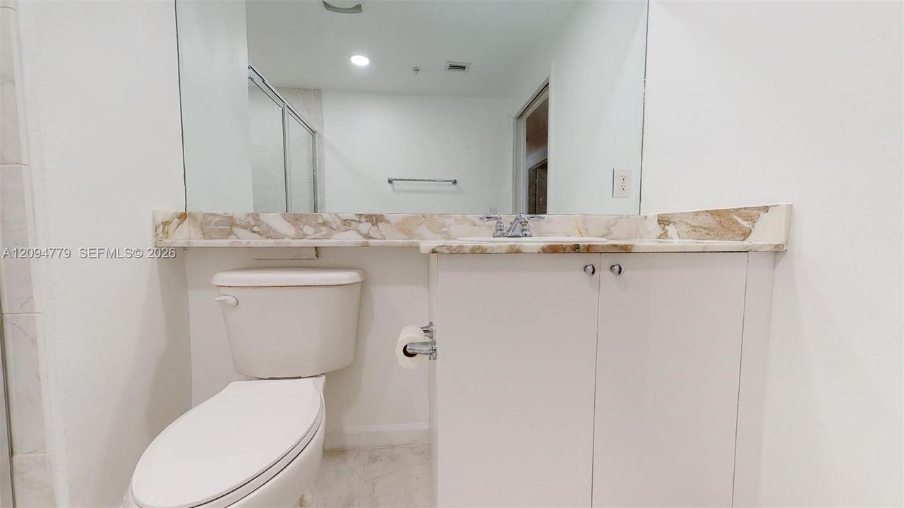 For Rent: $2,900 (2 beds, 2 baths, 1179 Square Feet)