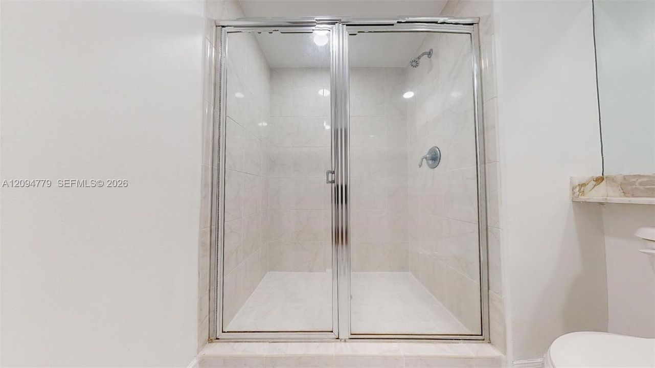 For Rent: $2,900 (2 beds, 2 baths, 1179 Square Feet)