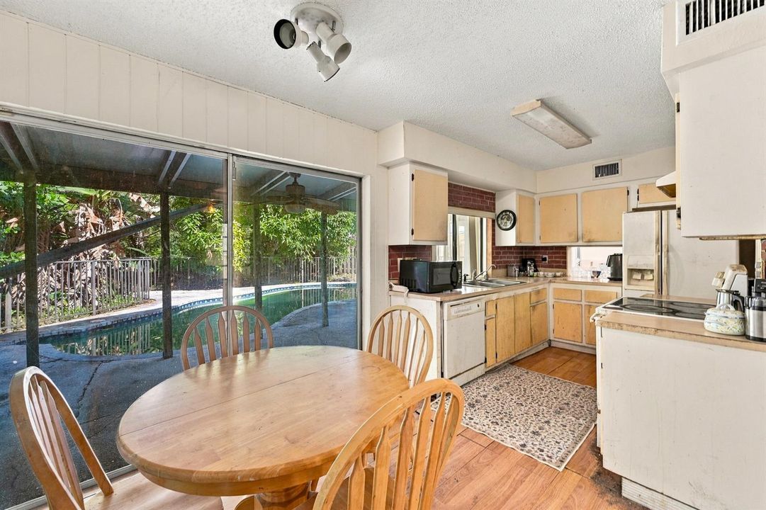 10_kitchen