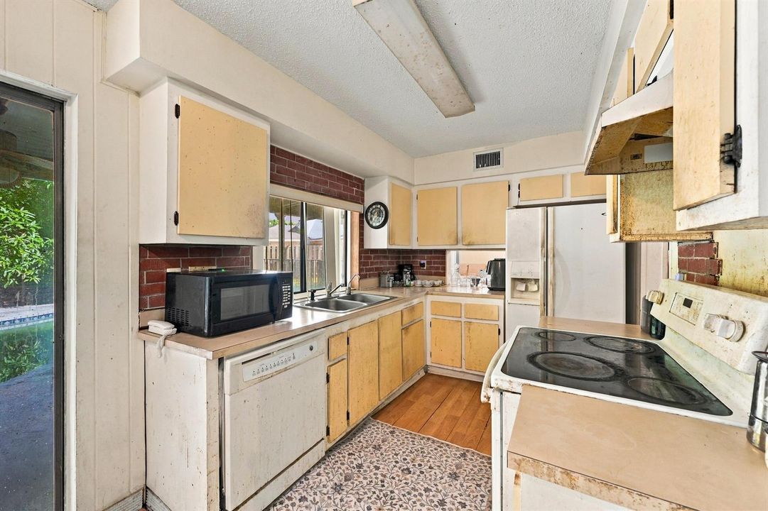 11_kitchen