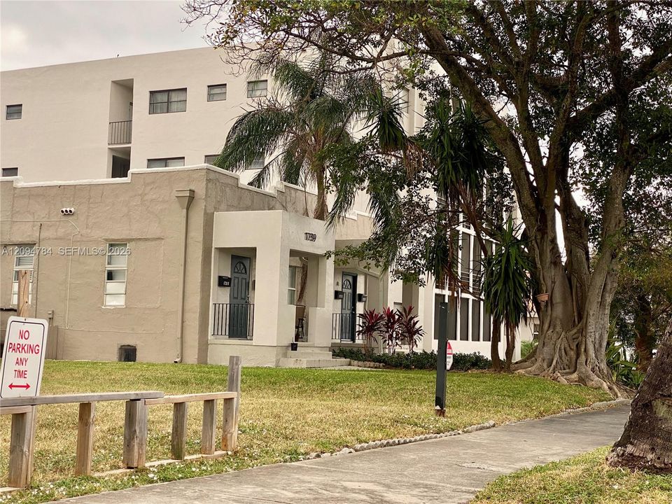 En Venta: $890,000 (0 camas, 0 baños, 1696 Pies cuadrados)