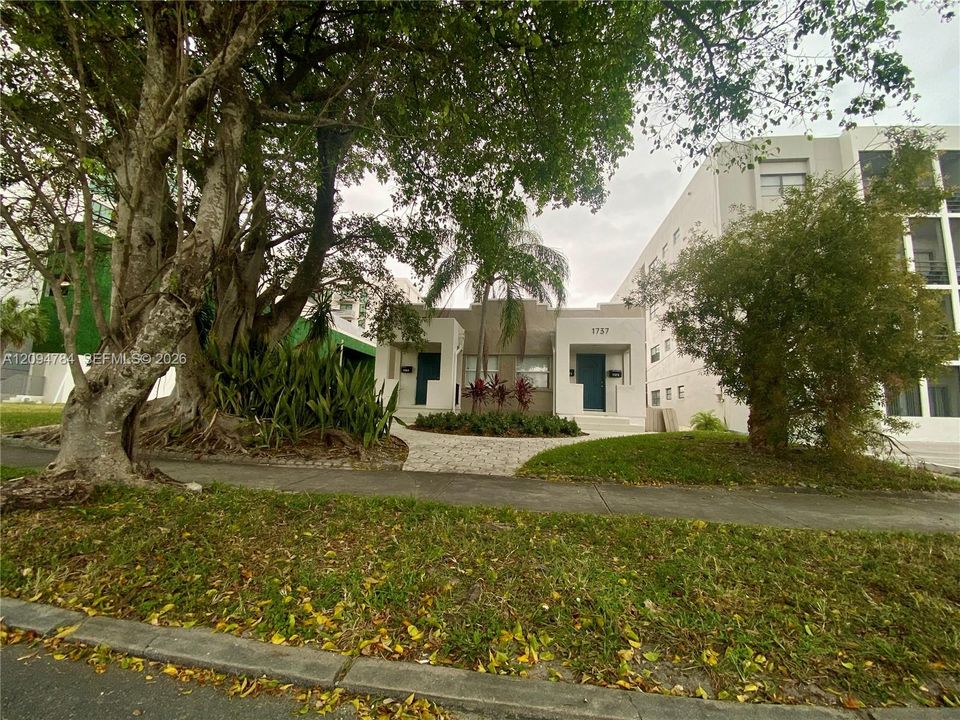 En Venta: $890,000 (0 camas, 0 baños, 1696 Pies cuadrados)