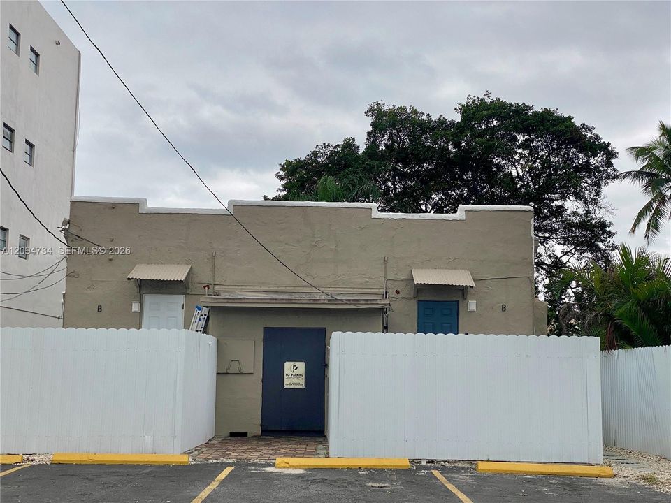 En Venta: $890,000 (0 camas, 0 baños, 1696 Pies cuadrados)