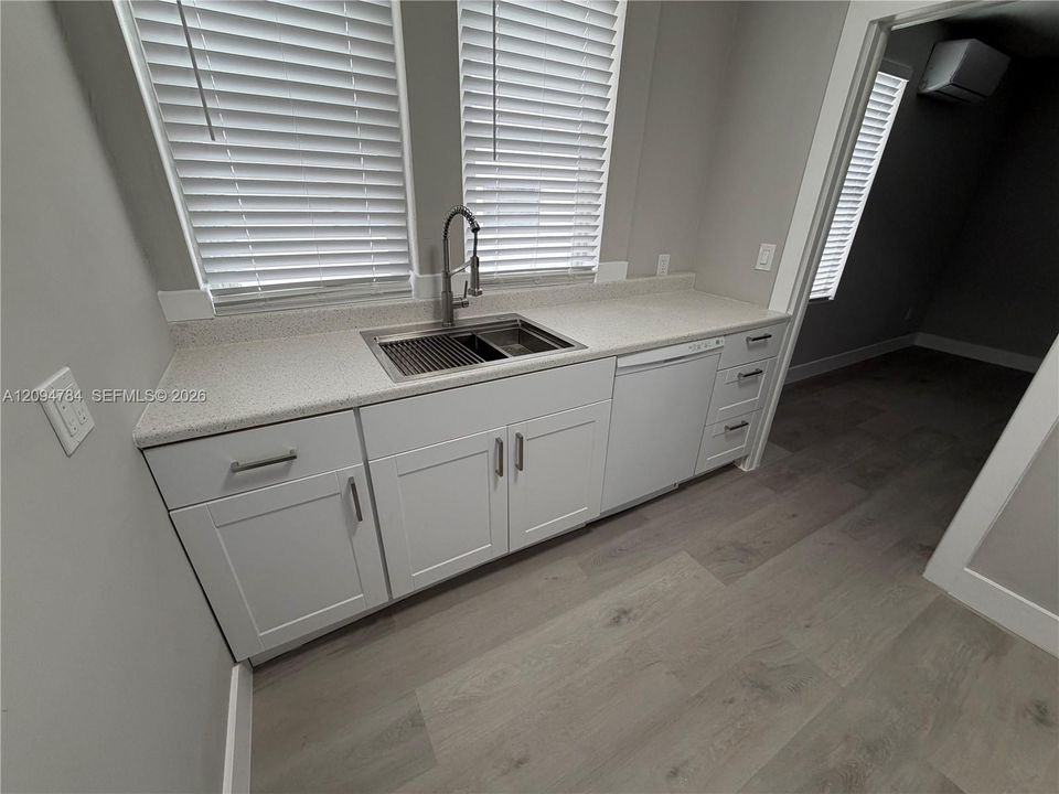 Unit 1737A - Available