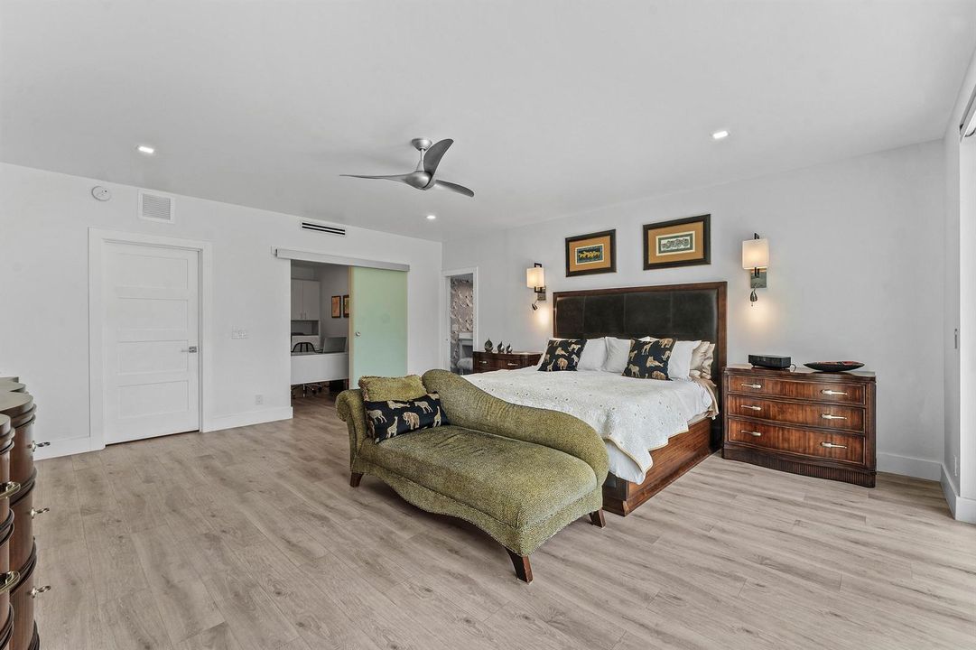 Master Bedroom has His & Hers Bathrooms