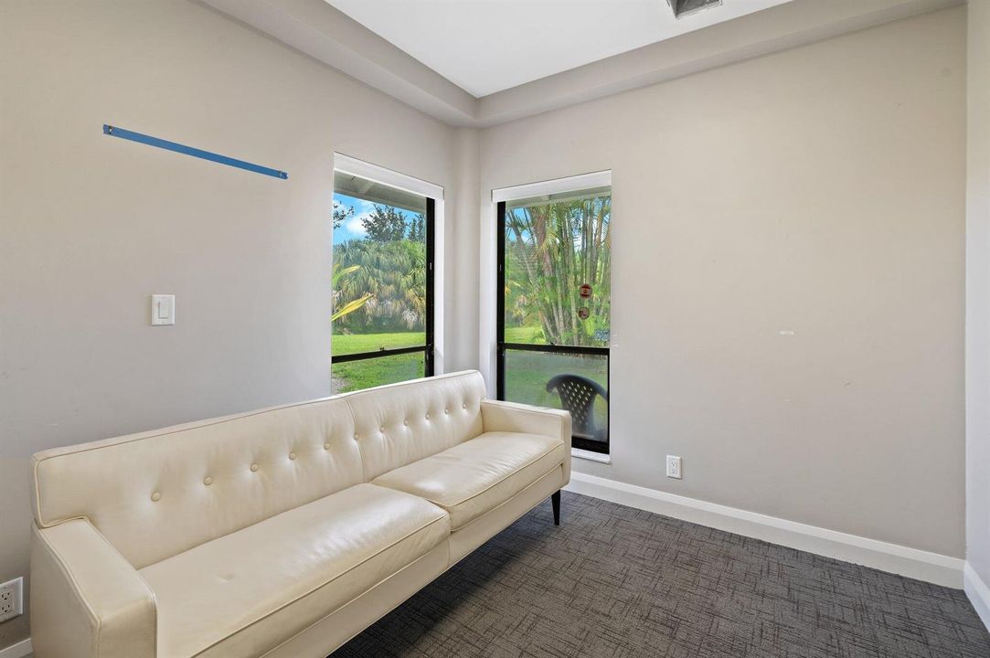 27-web-or-mls-1501-presidential-way-9-11