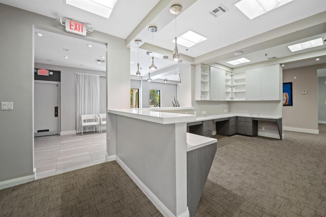 9-web-or-mls-1501-presidential-way-9-11