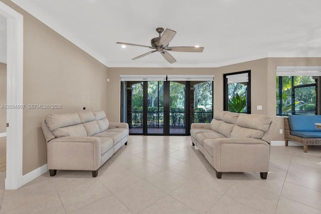 For Rent: $6,200 (3 beds, 2 baths, 1663 Square Feet)