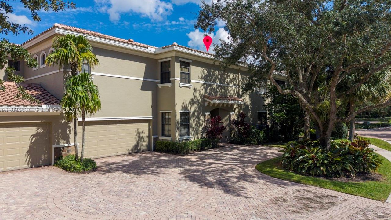 For Rent: $6,200 (3 beds, 2 baths, 1663 Square Feet)