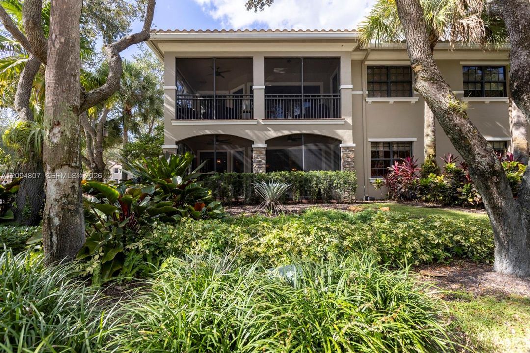 For Rent: $6,200 (3 beds, 2 baths, 1663 Square Feet)