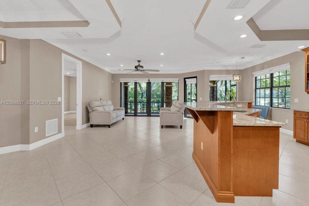 For Rent: $6,200 (3 beds, 2 baths, 1663 Square Feet)