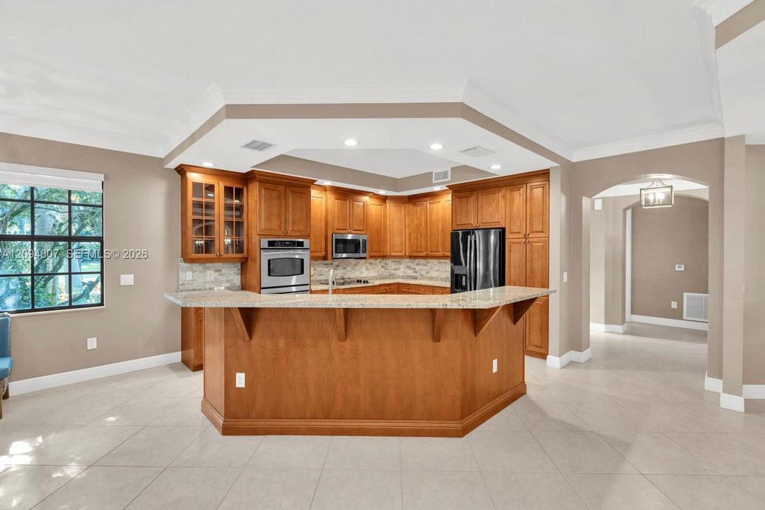 For Rent: $6,200 (3 beds, 2 baths, 1663 Square Feet)