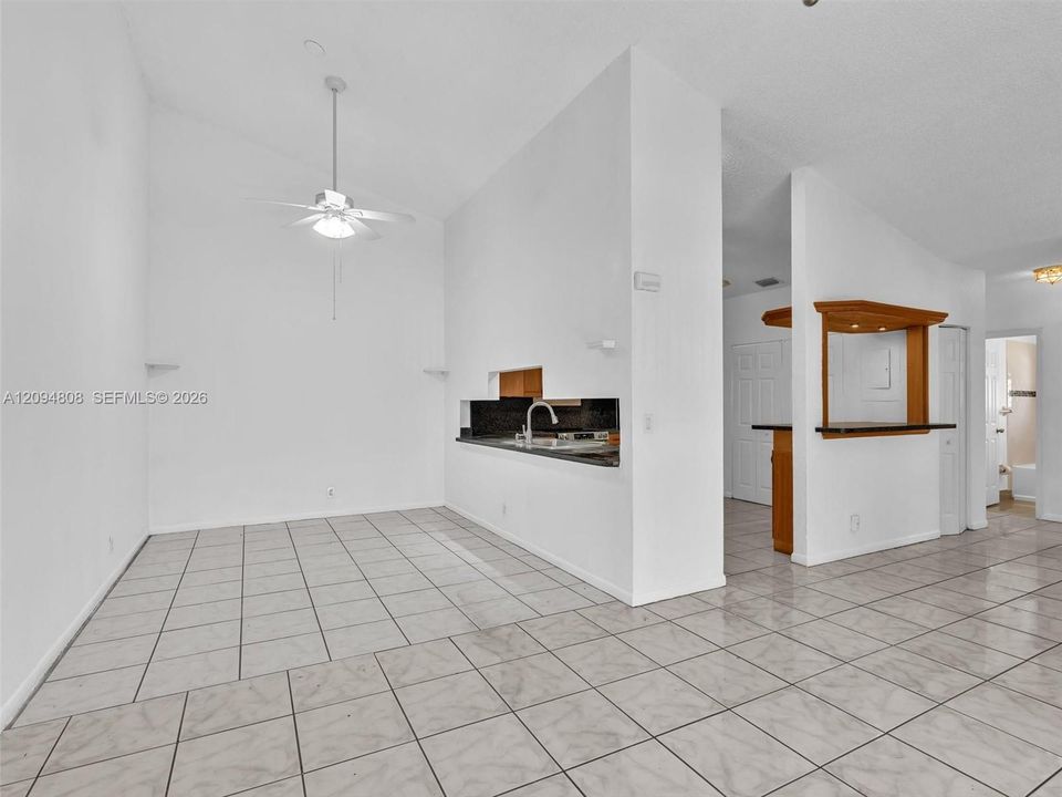 For Rent: $3,300 (4 beds, 2 baths, 1485 Square Feet)