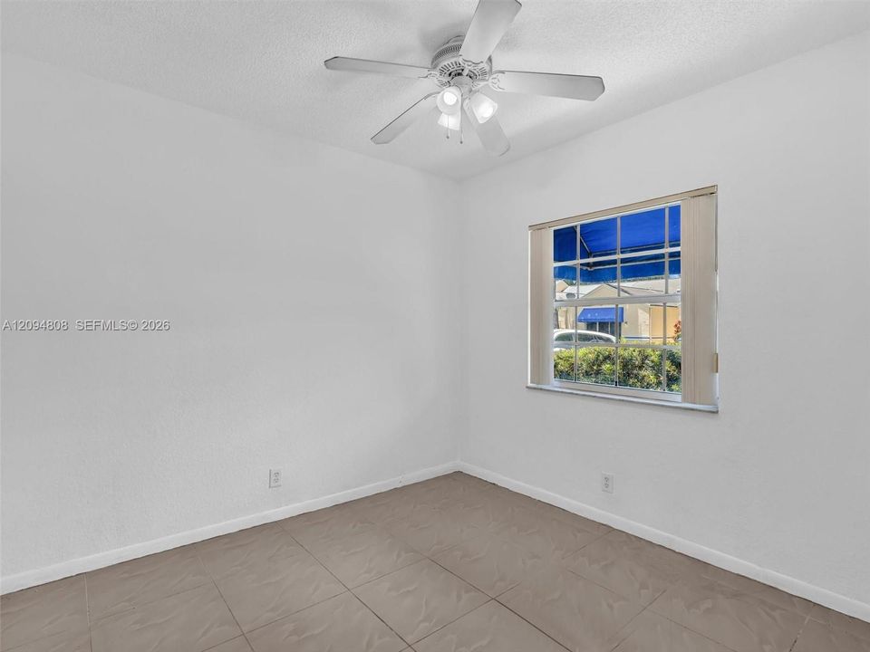 For Rent: $3,300 (4 beds, 2 baths, 1485 Square Feet)