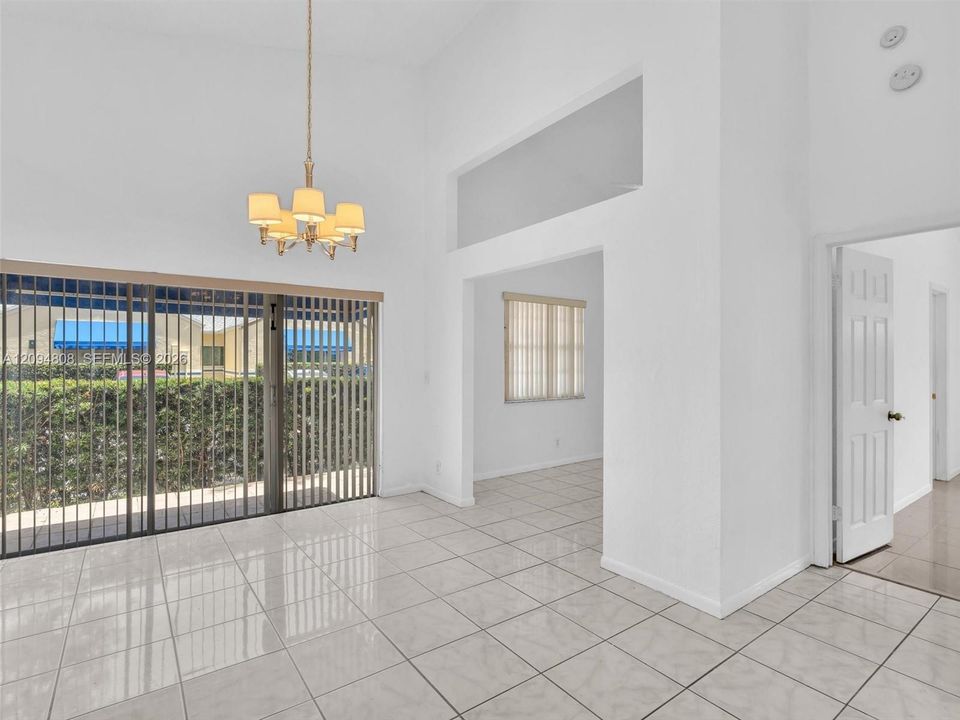 For Rent: $3,300 (4 beds, 2 baths, 1485 Square Feet)