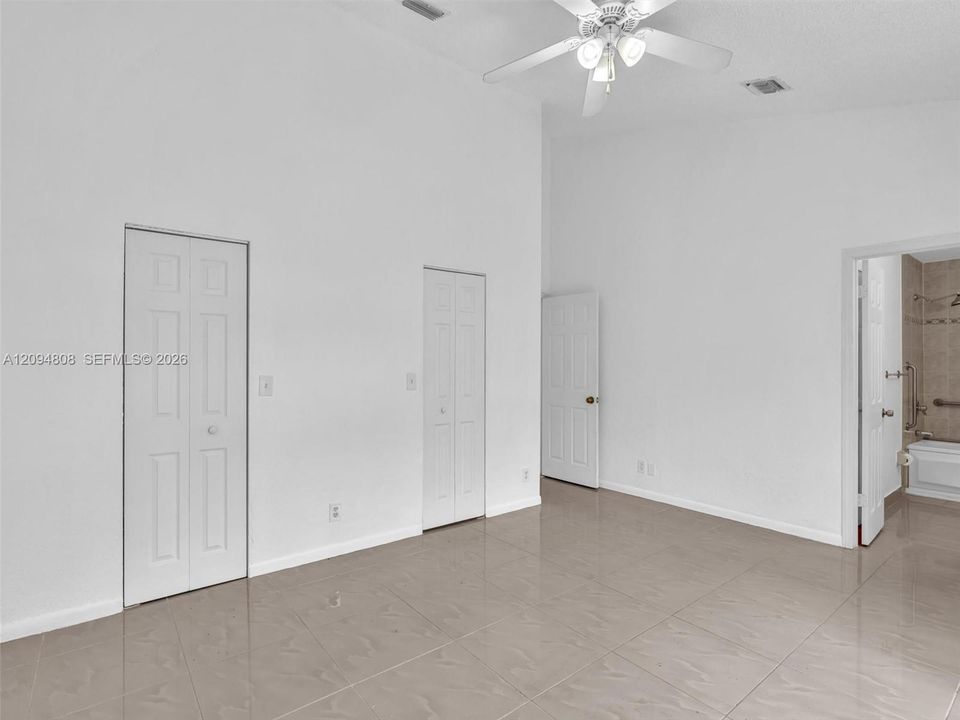 For Rent: $3,300 (4 beds, 2 baths, 1485 Square Feet)