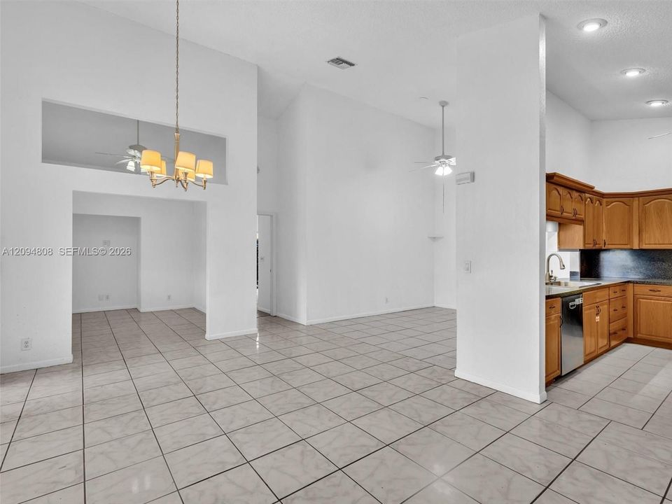 For Rent: $3,300 (4 beds, 2 baths, 1485 Square Feet)
