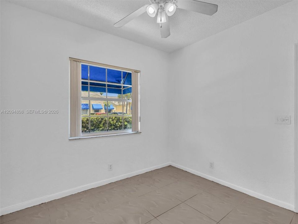 For Rent: $3,300 (4 beds, 2 baths, 1485 Square Feet)
