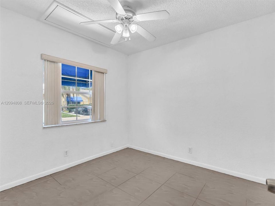 For Rent: $3,300 (4 beds, 2 baths, 1485 Square Feet)