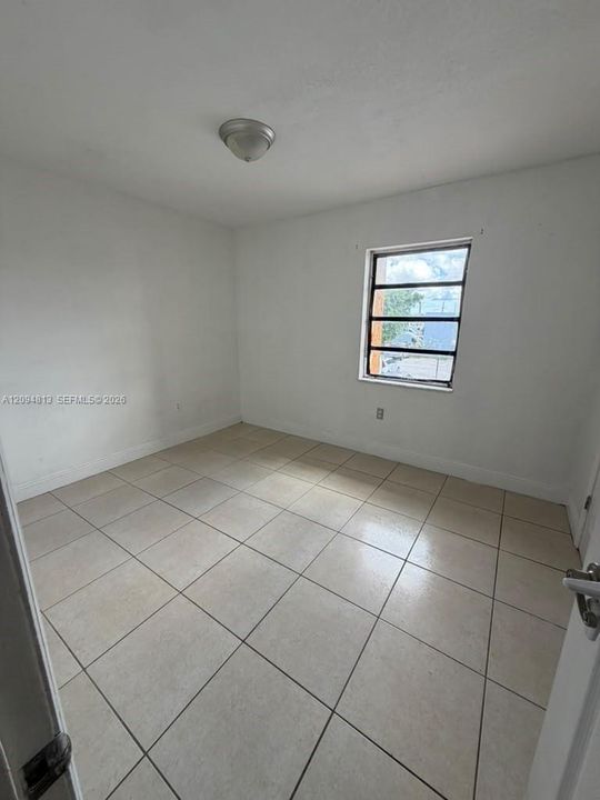 En Renta: $2,400 (3 camas, 2 baños, 1024 Pies cuadrados)
