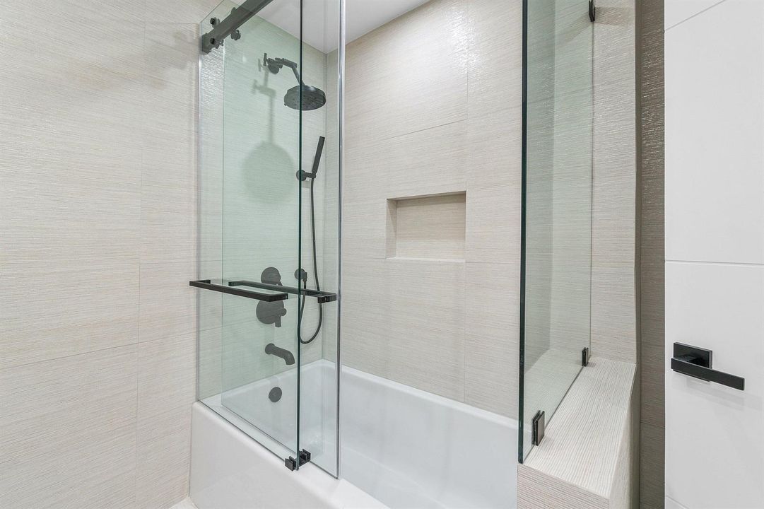 UPSTAIRS GUEST BATH