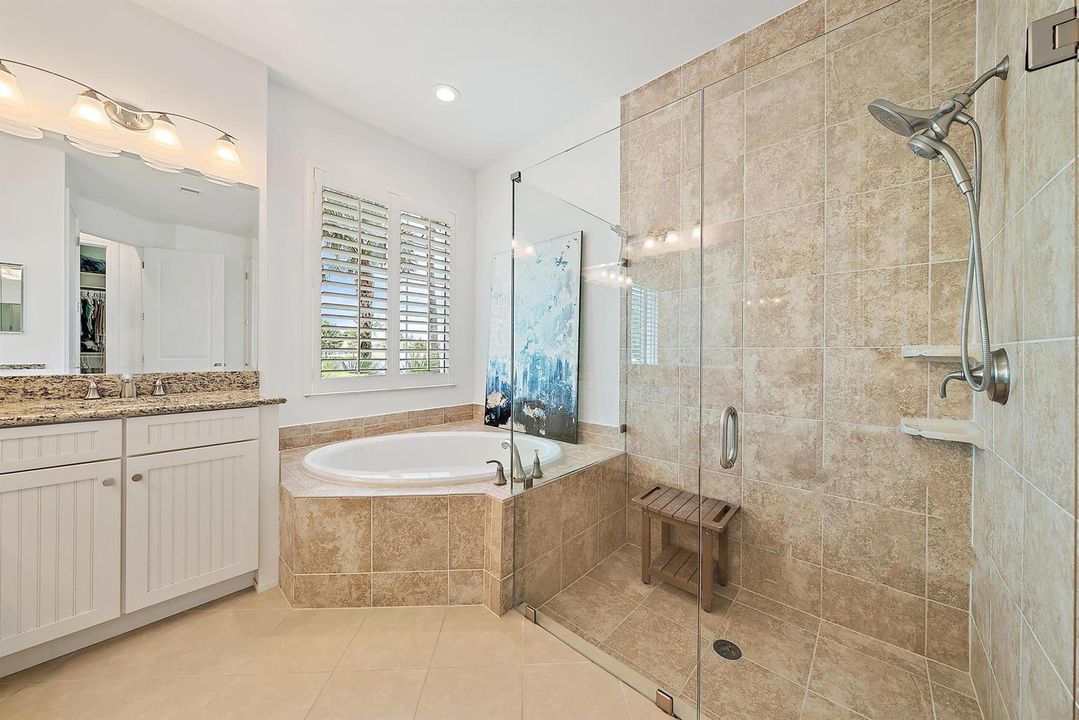 115 Tresana Blvd unit 35-11