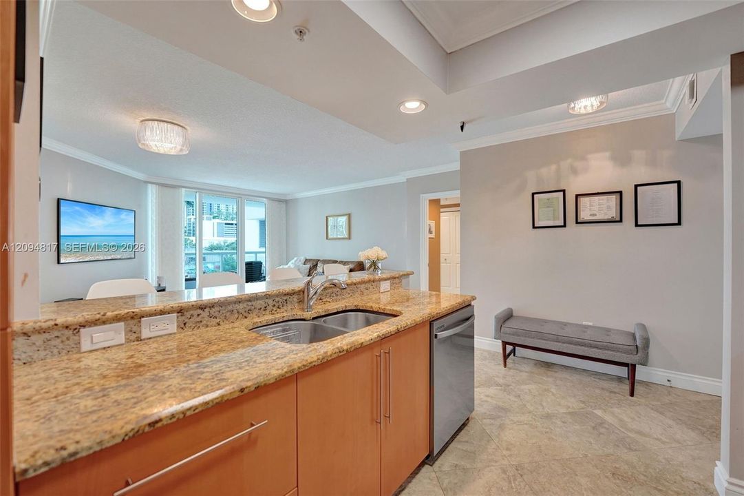 En Venta: $499,000 (2 camas, 2 baños, 1227 Pies cuadrados)