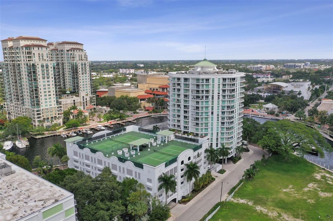 En Venta: $499,000 (2 camas, 2 baños, 1227 Pies cuadrados)